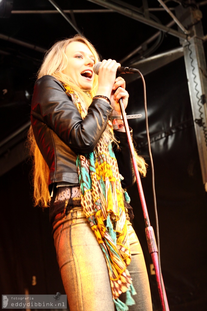 2012-05-05 Stefany June - Bevrijdingsfestival, Zwolle - door Eddy Dibbink_016